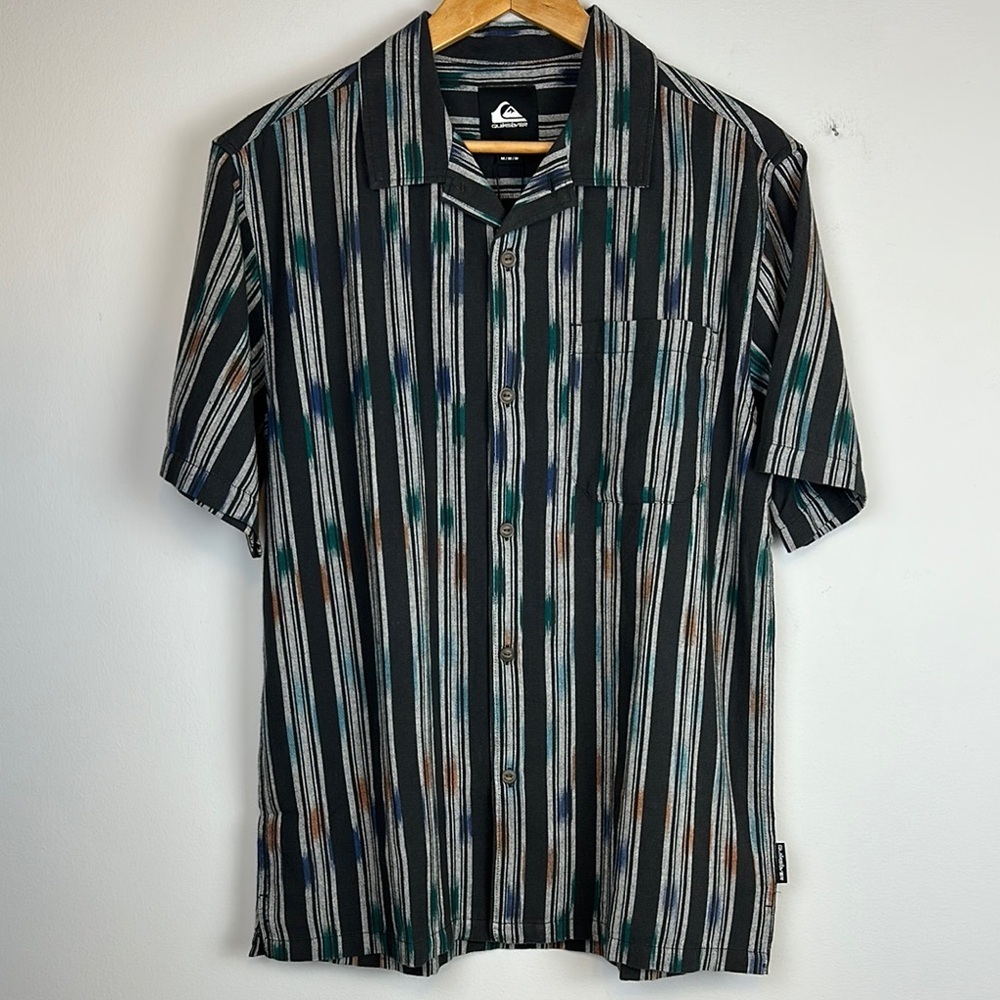 NEW Quicksilver Men’s Space Dye Casual Shirt Cotton Short Sleeve Button Down Med